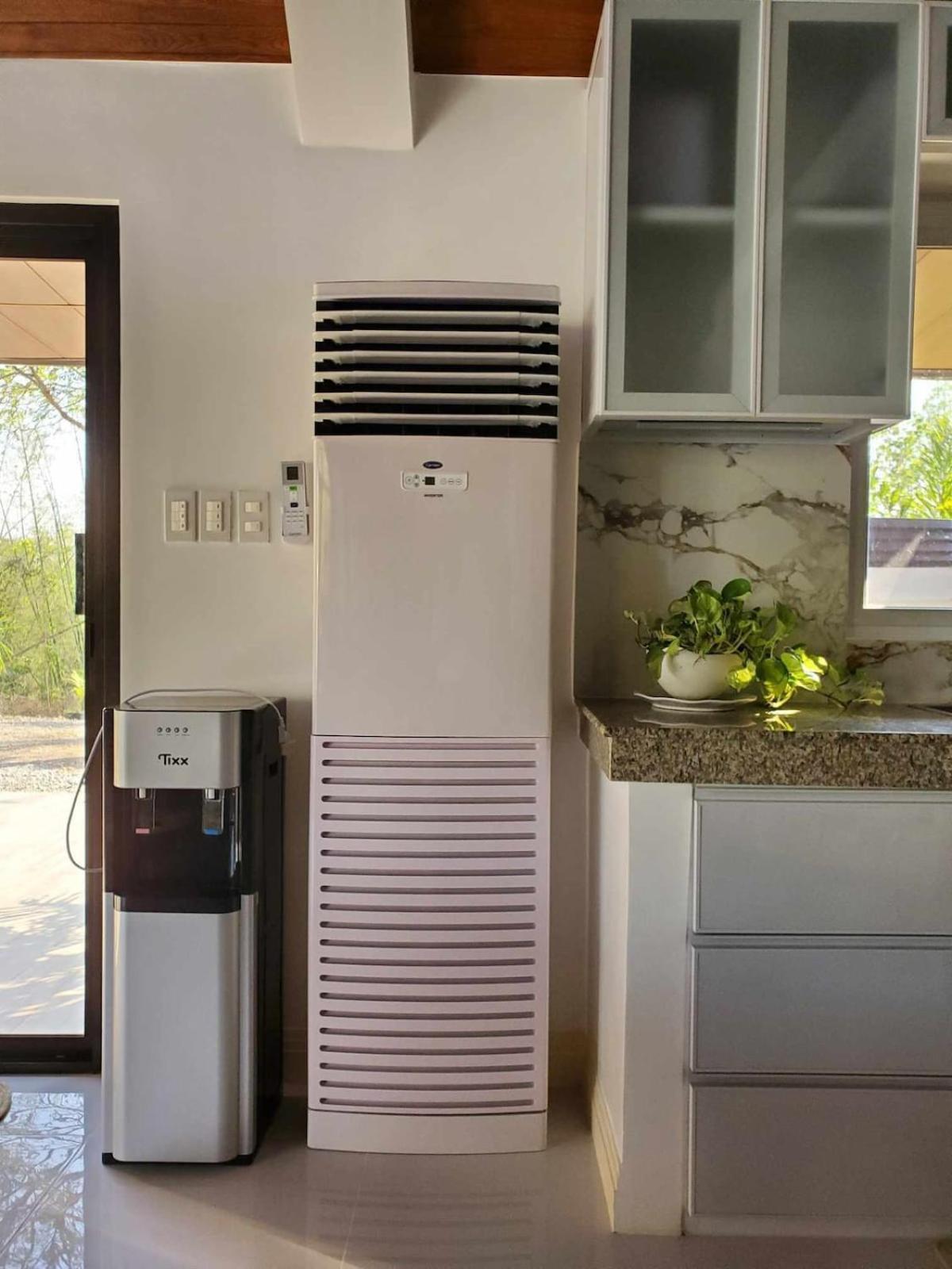 Redwood Cabin Bolinao Ngoại thất bức ảnh