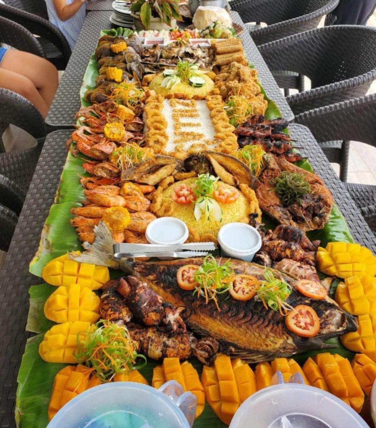 Redwood Cabin Bolinao Ngoại thất bức ảnh