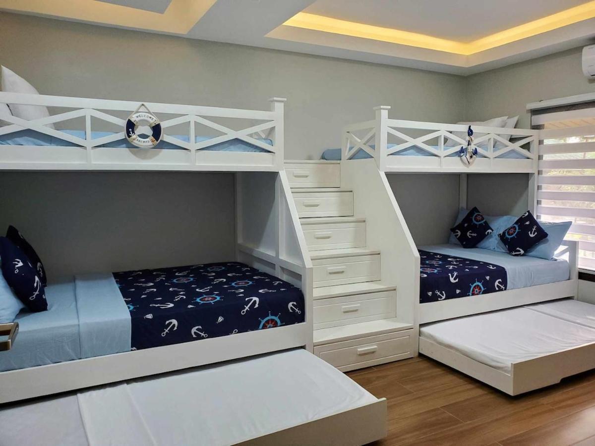 Redwood Cabin Bolinao Ngoại thất bức ảnh
