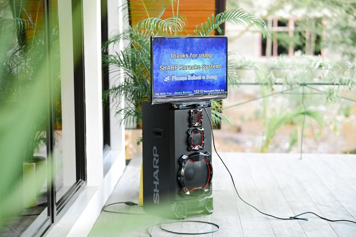 Redwood Cabin Bolinao Ngoại thất bức ảnh